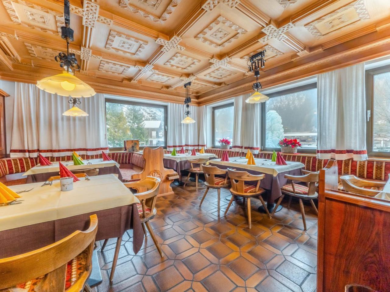 Hotel Pontives Ортизей Екстериор снимка